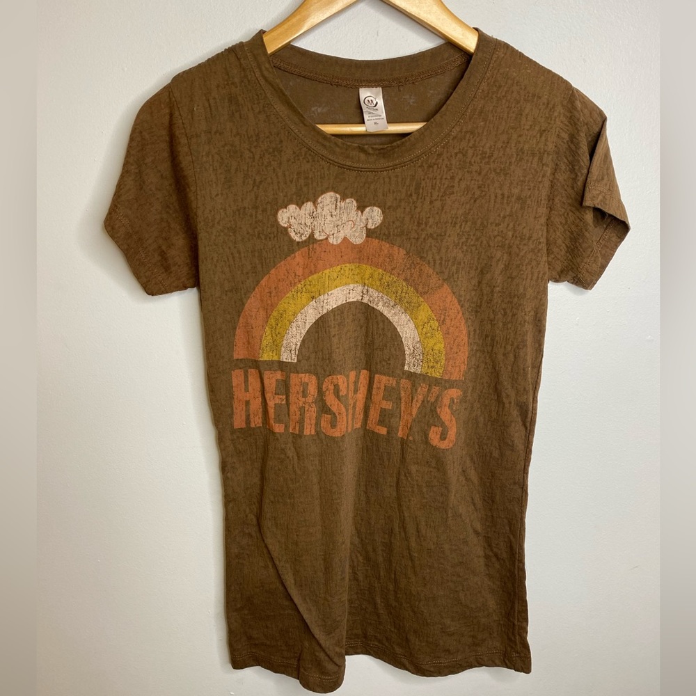 HERSHEY’s Brown, Orange & Tan Hershey Distressed T-Shirt w/ Rainbow Logo Sz. XL